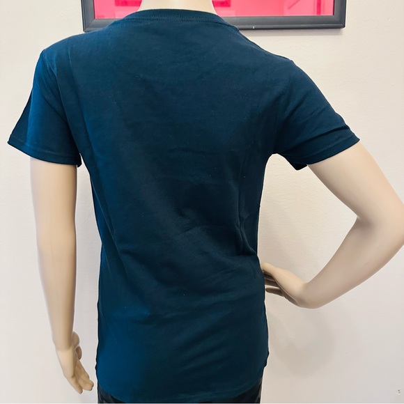 Gildan Black Short Sleeve Tee with White Text - Picture 4 of 9